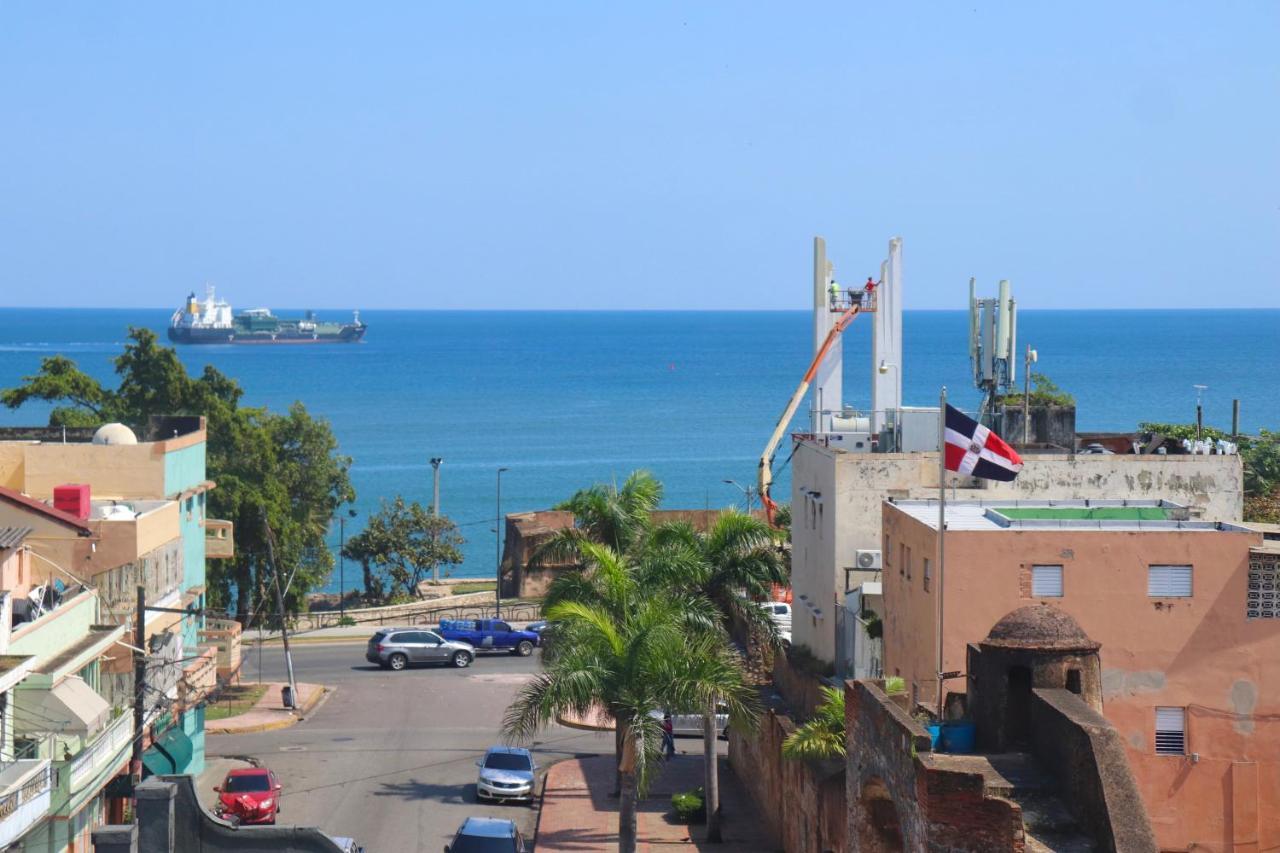 Hotel Enrique II Zona Colonial Vista Al Malecon ซานโตโดมิงโก ภายนอก รูปภาพ