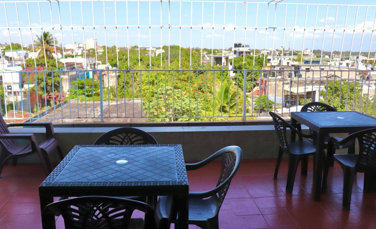 Hotel Enrique II Zona Colonial Vista Al Malecon ซานโตโดมิงโก ภายนอก รูปภาพ