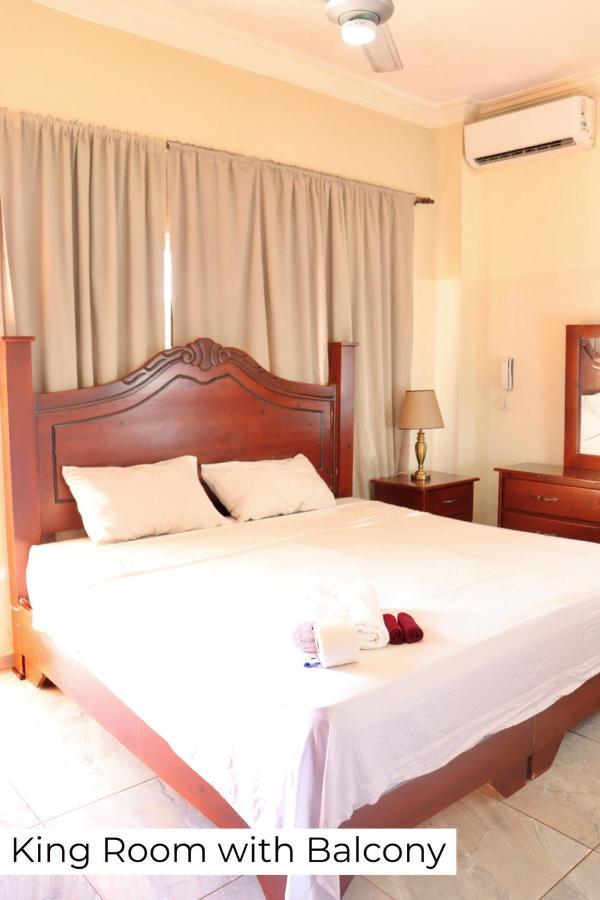 Hotel Enrique II Zona Colonial Vista Al Malecon ซานโตโดมิงโก ภายนอก รูปภาพ
